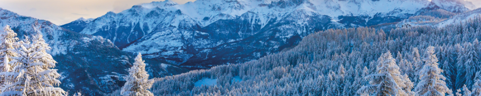 Vue on the mountains of the Southern Alps