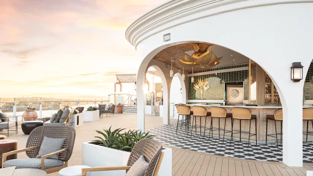 Celebrity Cruises Sunset Bar